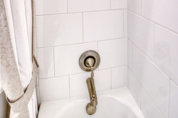 GL_Homes_f_Val_Walk_Model_474_FINAL-33 - 2nd Bath