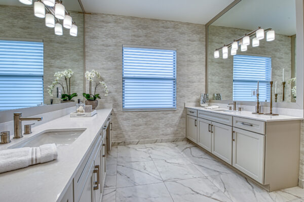 GL_Homes_g_Val_Walk_Model_646_FINAL-34 - Master Bath