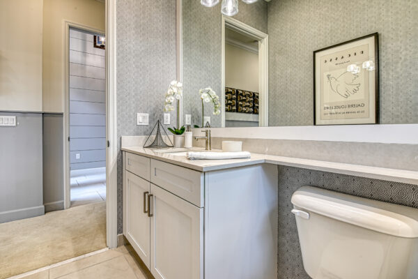 GL_Homes_g_Val_Walk_Model_646_FINAL-38 - 3rd Bath