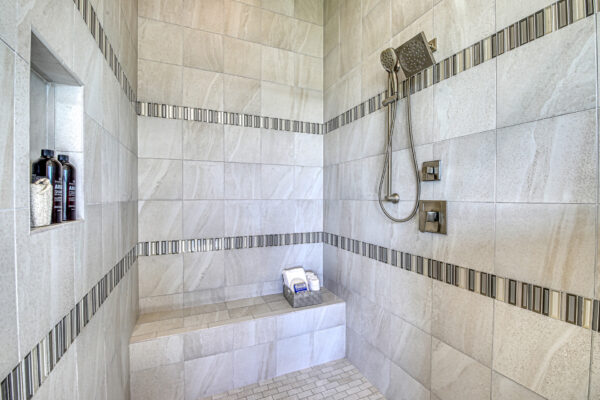 GL_Homes_i_Val_Walk_Model_675_FINAL-45 - Master Bath