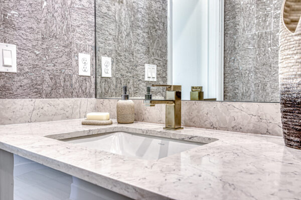 GL_Homes_j_Val_Walk_Model_674_FINAL-27 - Powder Room