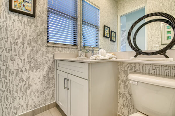 GL_Homes_j_Val_Walk_Model_674_FINAL-41 - 3rd Bath