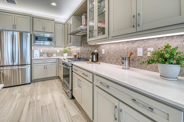 GL_Homes_l_Val_Walk_Model_523_FINAL-17 - Kitchen