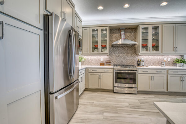 GL_Homes_l_Val_Walk_Model_523_FINAL-19 - Kitchen