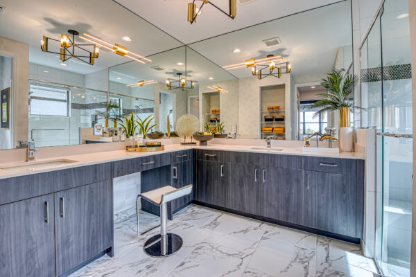 GL_Homes_m_Val_Walk_Model_522_FINAL-14 - Master Bath