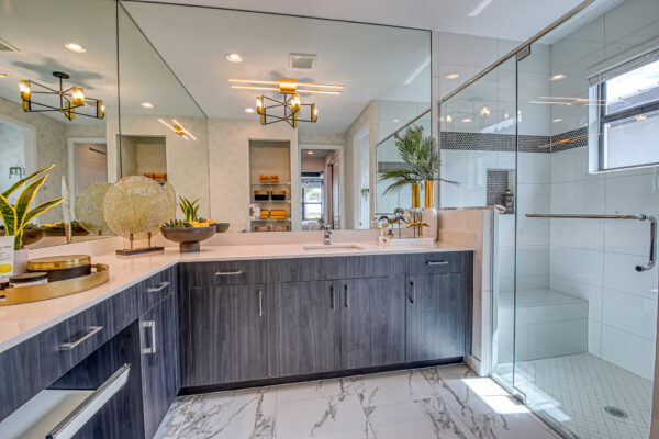 GL_Homes_m_Val_Walk_Model_522_FINAL-16 - Master Bath