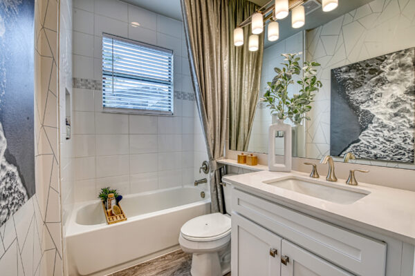 GL_Homes_n_Val_Walk_Model_521_FINAL-32 - 2nd Bath