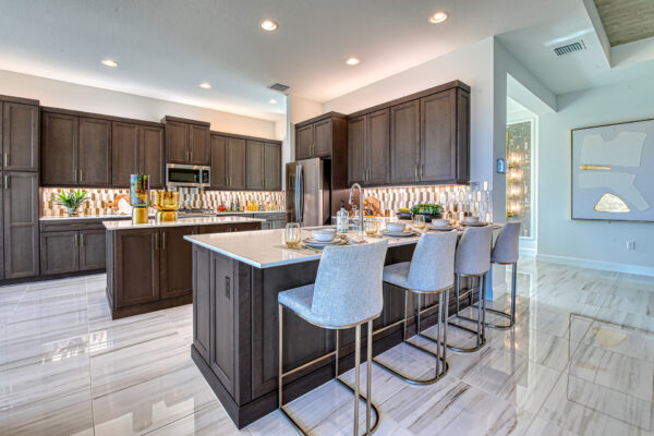 GL_Homes_o_Val_Walk_Model_642_FINAL-17 - Kitchen