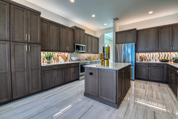 GL_Homes_o_Val_Walk_Model_642_FINAL-18 - Kitchen