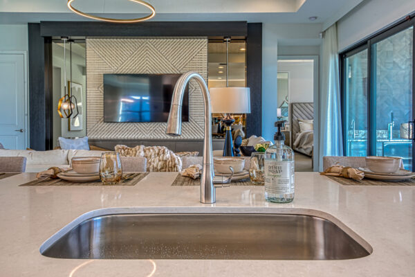 GL_Homes_o_Val_Walk_Model_642_FINAL-22 - Kitchen