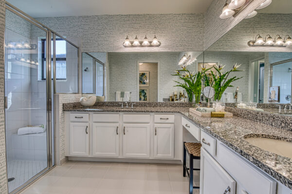 SANDERLING master bath 4